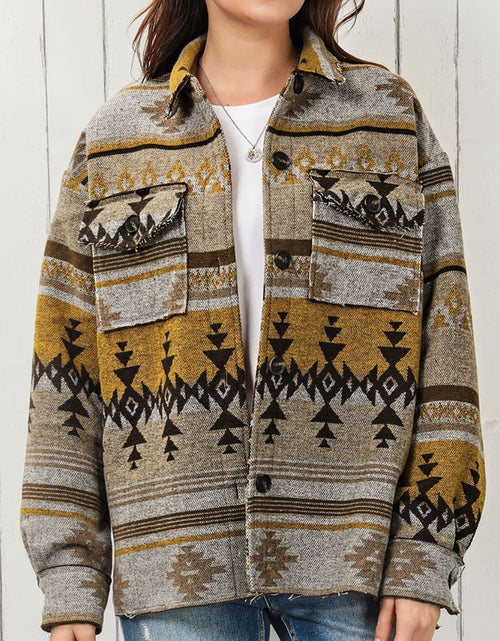 Load image into Gallery viewer, Pocketed Geometric Collared Neck Jacket
