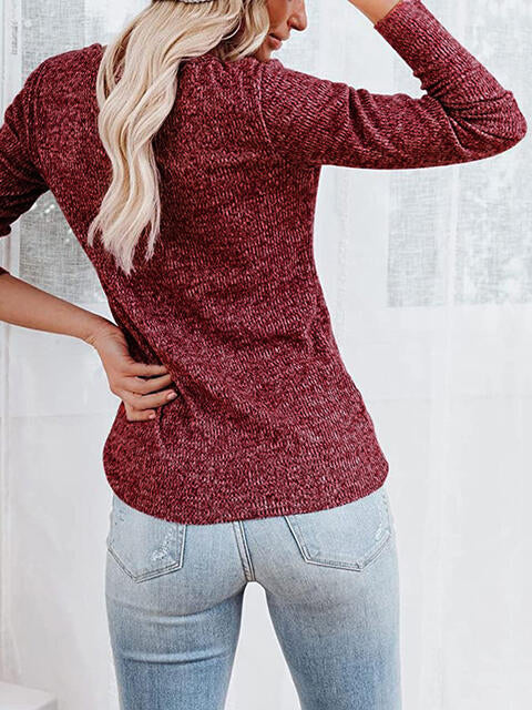 Load image into Gallery viewer, Round Neck Buttoned Long Sleeve T-Shirt
