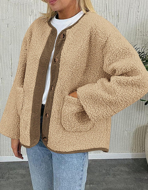 Load image into Gallery viewer, Contrast Button Up Sherpa Jacket with Pockets
