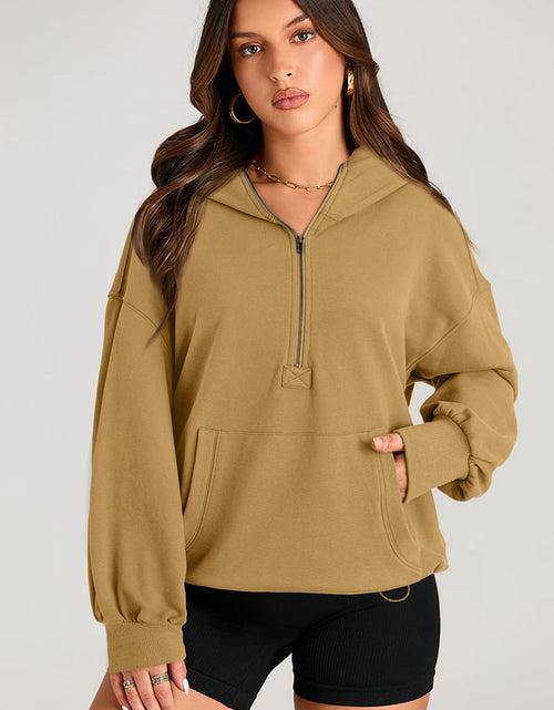 Load image into Gallery viewer, Pocketed Half Zip Long Sleeve Hoodie

