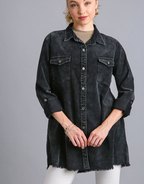 Load image into Gallery viewer, Umgee Raw Hem Button Down Denim Jacket with Chest Pockets
