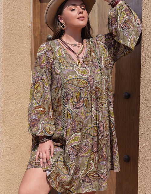 Load image into Gallery viewer, Plus Size Printed V-Neck Long Sleeve Midi Dress

