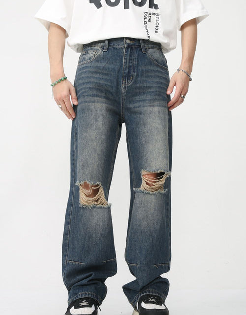 Load image into Gallery viewer, Distressed Jeans with Pockets
