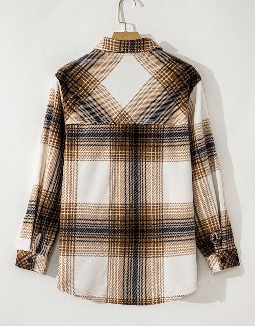 Load image into Gallery viewer, Plaid Button Up Long Sleeve Shacket
