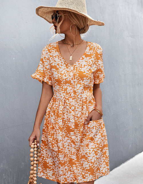 Load image into Gallery viewer, Printed Button down Pocketed Dress
