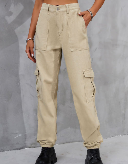 Load image into Gallery viewer, Buttoned High Waist Jeans with Pockets
