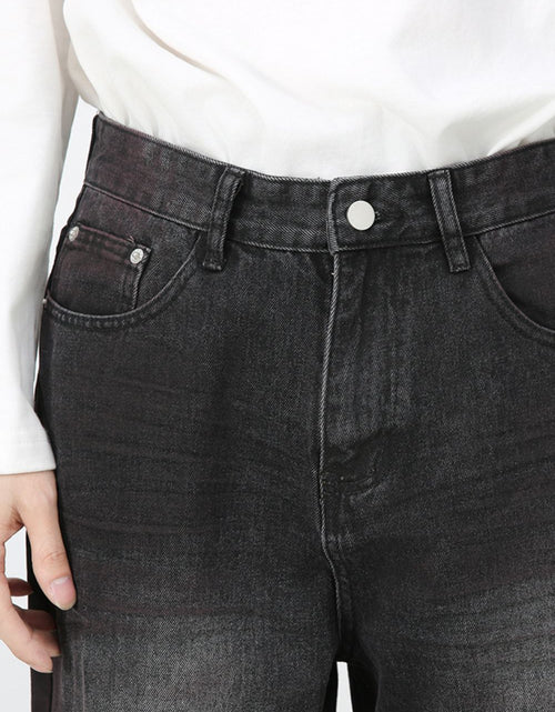 Load image into Gallery viewer, Men's Loose Fit Jeans with Pockets
