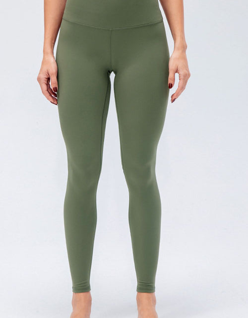 Load image into Gallery viewer, Wide Waistband Slim Fit Active Leggings

