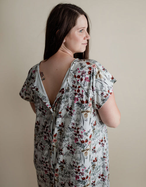 Load image into Gallery viewer, Floral Mommy Labor and Delivery Nursing Hospital Gown by Three Little Tots

