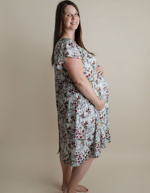 Load image into Gallery viewer, Floral Mommy Labor and Delivery Nursing Hospital Gown by Three Little Tots
