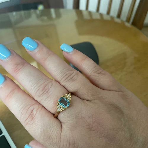 Load image into Gallery viewer, Vintage Ring Clear Austrian Crystals 18k Yellow Gold Electroplated Womens Birthstone Made in USA by PVD Vintage Jewelry
