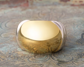Load image into Gallery viewer, Vintage Women's Dome Ring 18k Gold Ring  Size: 7 by PVD Vintage Jewelry
