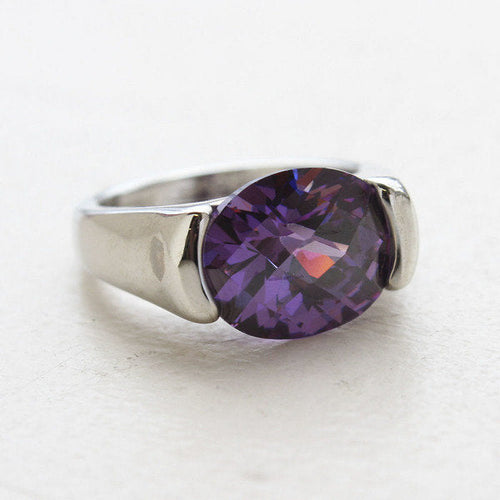 Load image into Gallery viewer, Vintage Ring Amethyst Swarovski Crystal Ring 18k White Gold Silver  R4668 by PVD Vintage Jewelry
