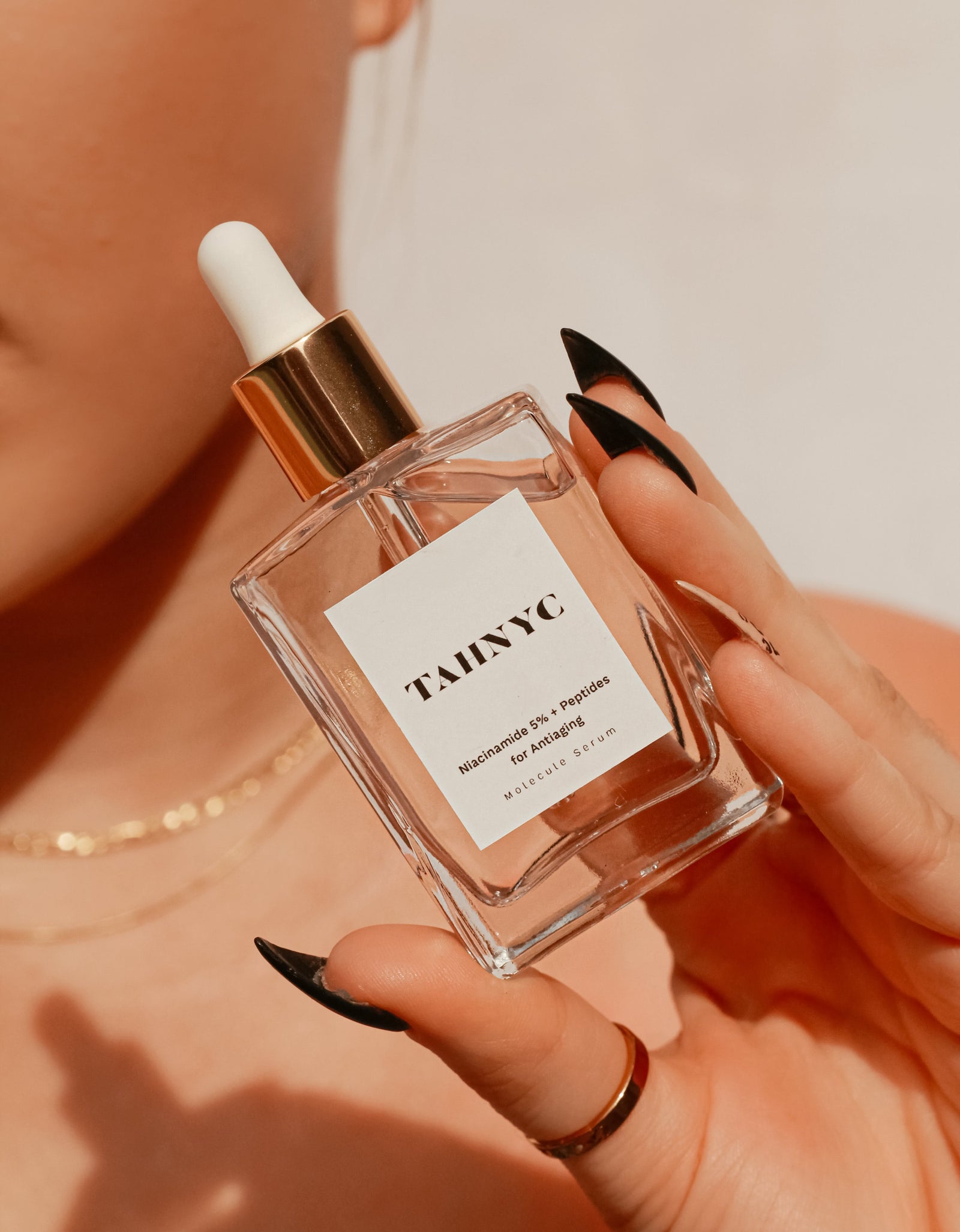 Niacinamide 5% + Peptides for Antiaging by TAHNYC