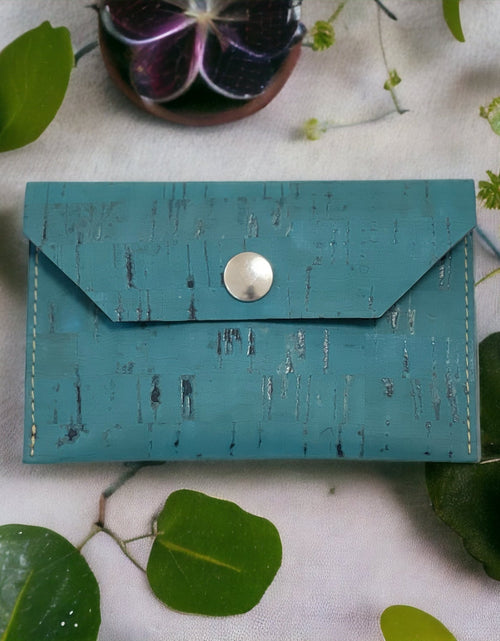 Load image into Gallery viewer, PETITE card wallet by Carry Courage
