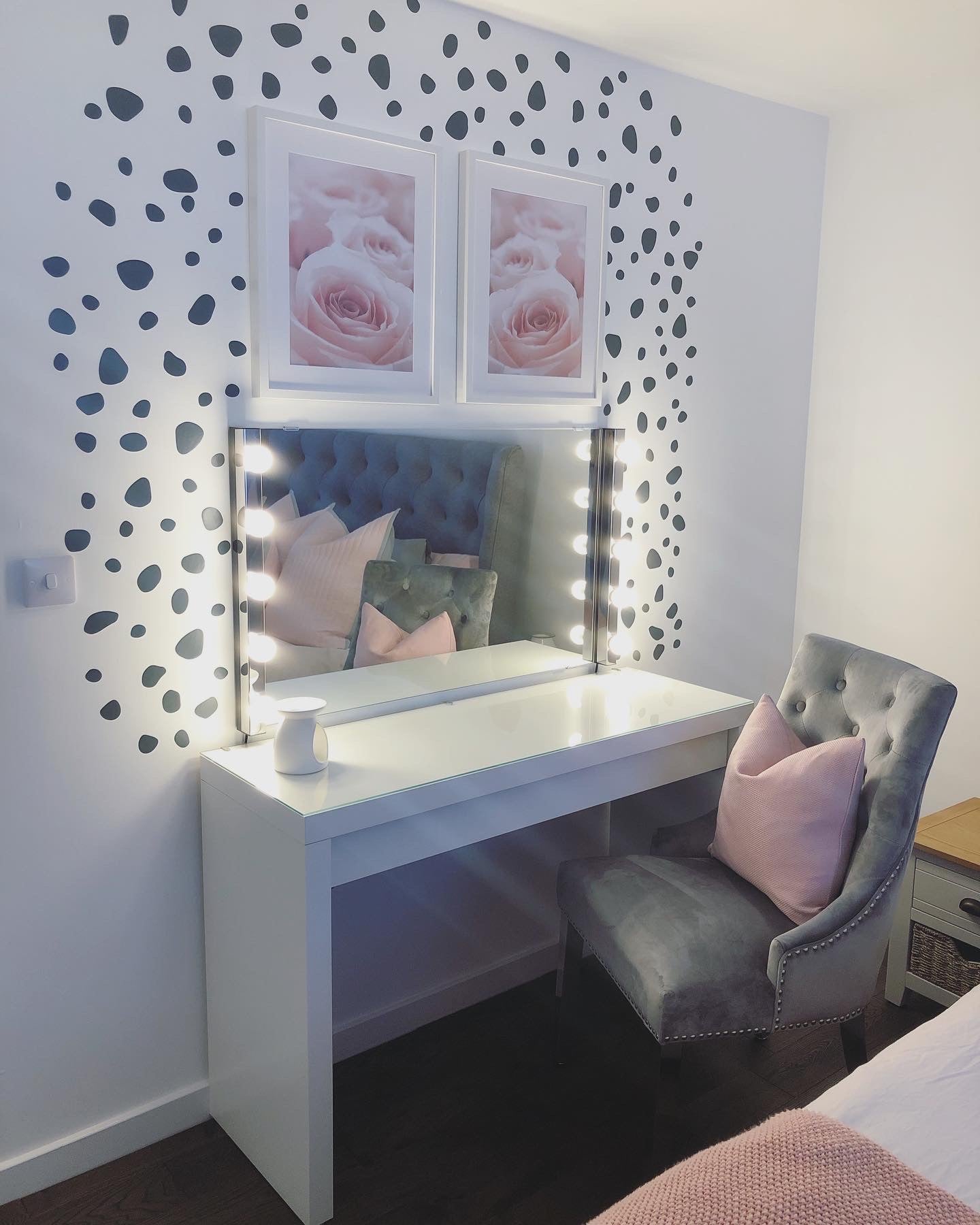 Assorted Shapes Wall Stickers Decal Bedroom Kids Nursery Dressing Room Home Decor Decal *Excludes Rose Gold & Chromes & Glitter Colours - ONE COLOUR/SHAPE PER A PACK by WinsterCreations™ Official Store