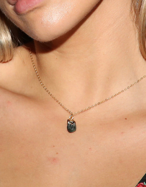 Load image into Gallery viewer, Raw Emerald or Amethyst Nugget Necklace by Toasted Jewelry
