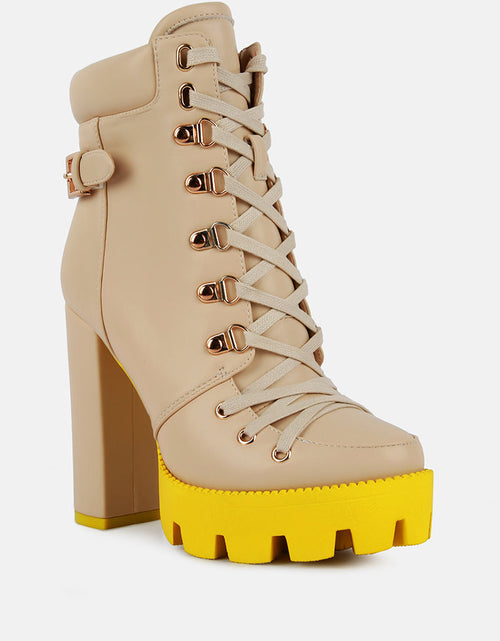 Load image into Gallery viewer, larch cushion collared biker boots by London Rag
