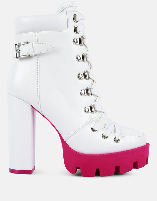 Load image into Gallery viewer, larch cushion collared biker boots by London Rag
