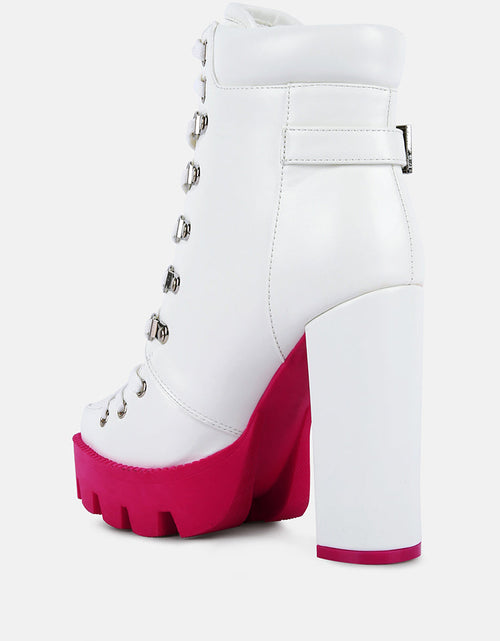 Load image into Gallery viewer, larch cushion collared biker boots by London Rag
