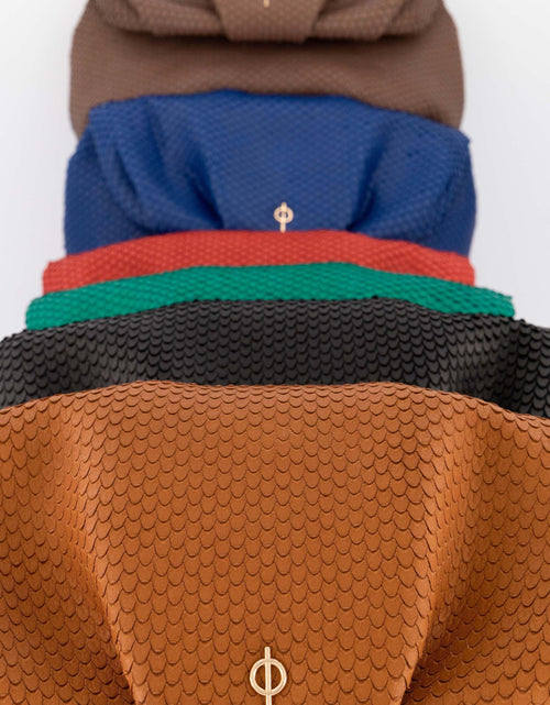 Load image into Gallery viewer, Leda Snake Handbag Brown by Ladiesse
