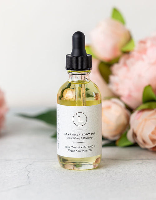 Load image into Gallery viewer, Lavender Body Oil, Natural Moisturizing Body Oil by Lizush
