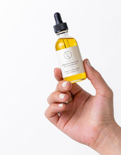 Load image into Gallery viewer, Moisturizing set with Grapefruit body oil and Body scrub by Lizush

