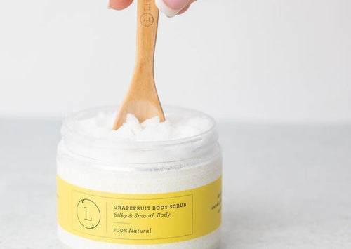 Load image into Gallery viewer, Moisturizing set with Grapefruit body oil and Body scrub by Lizush
