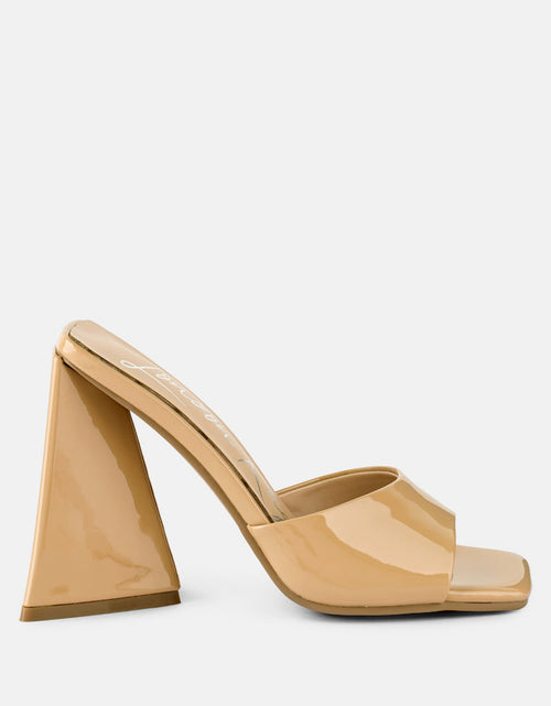 Load image into Gallery viewer, lovebug triangular block heel sandals by London Rag
