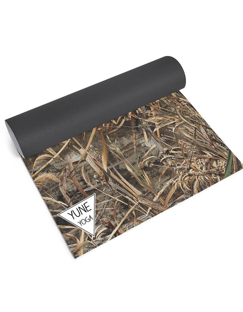 Load image into Gallery viewer, Ascend Yoga Mat Realtree Timber Pattern Mat by Yune Yoga
