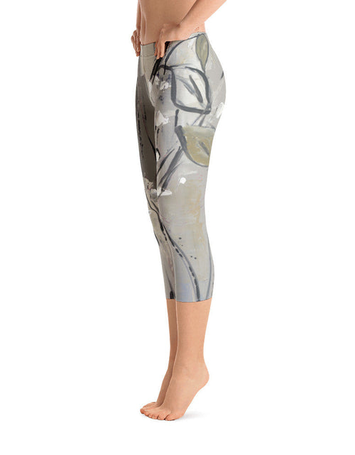 Load image into Gallery viewer, Capri Leggings by DeannArt

