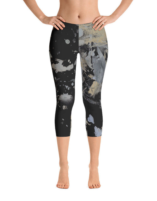 Load image into Gallery viewer, Capri Leggings by DeannArt
