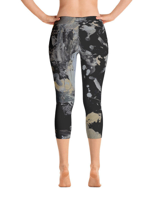 Load image into Gallery viewer, Capri Leggings by DeannArt
