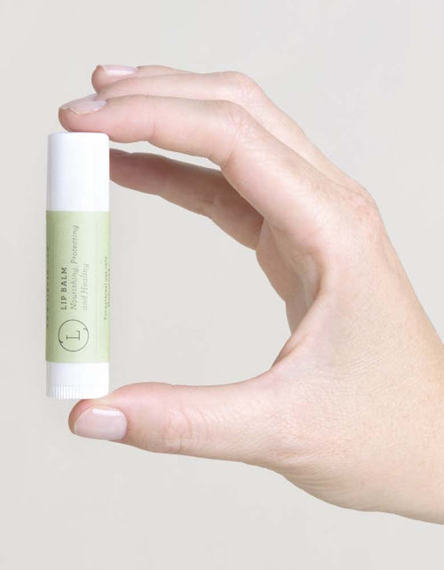 Load image into Gallery viewer, Fresh earthy Natural skincare set, Eucalyptus bath and body, Men Grooming kit/Body oil by Lizush
