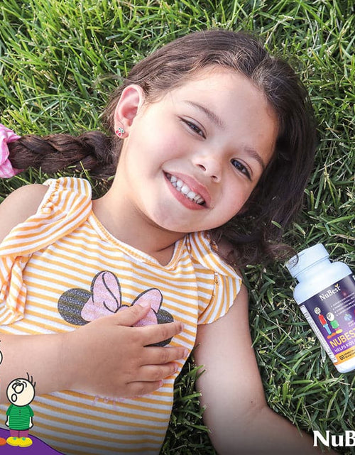 Load image into Gallery viewer, NuBest Tall Kids, Multivitamins, Berry Flavor, Ages 2-9, 60 Chewables by NuBest Nutrition®
