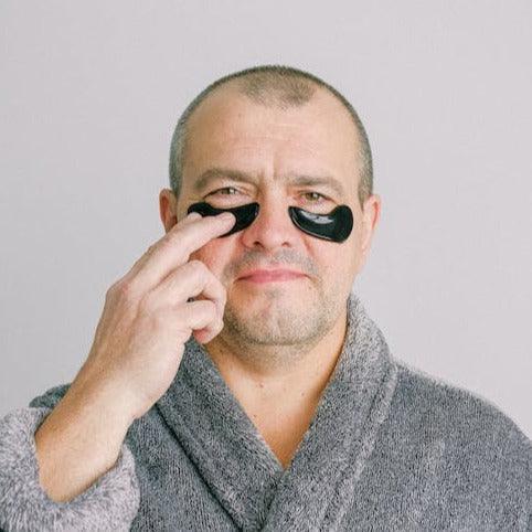Load image into Gallery viewer, BLACK OBSIDIAN EYE MASK - DETOXIFYING by ZAQ Skin &amp; Body
