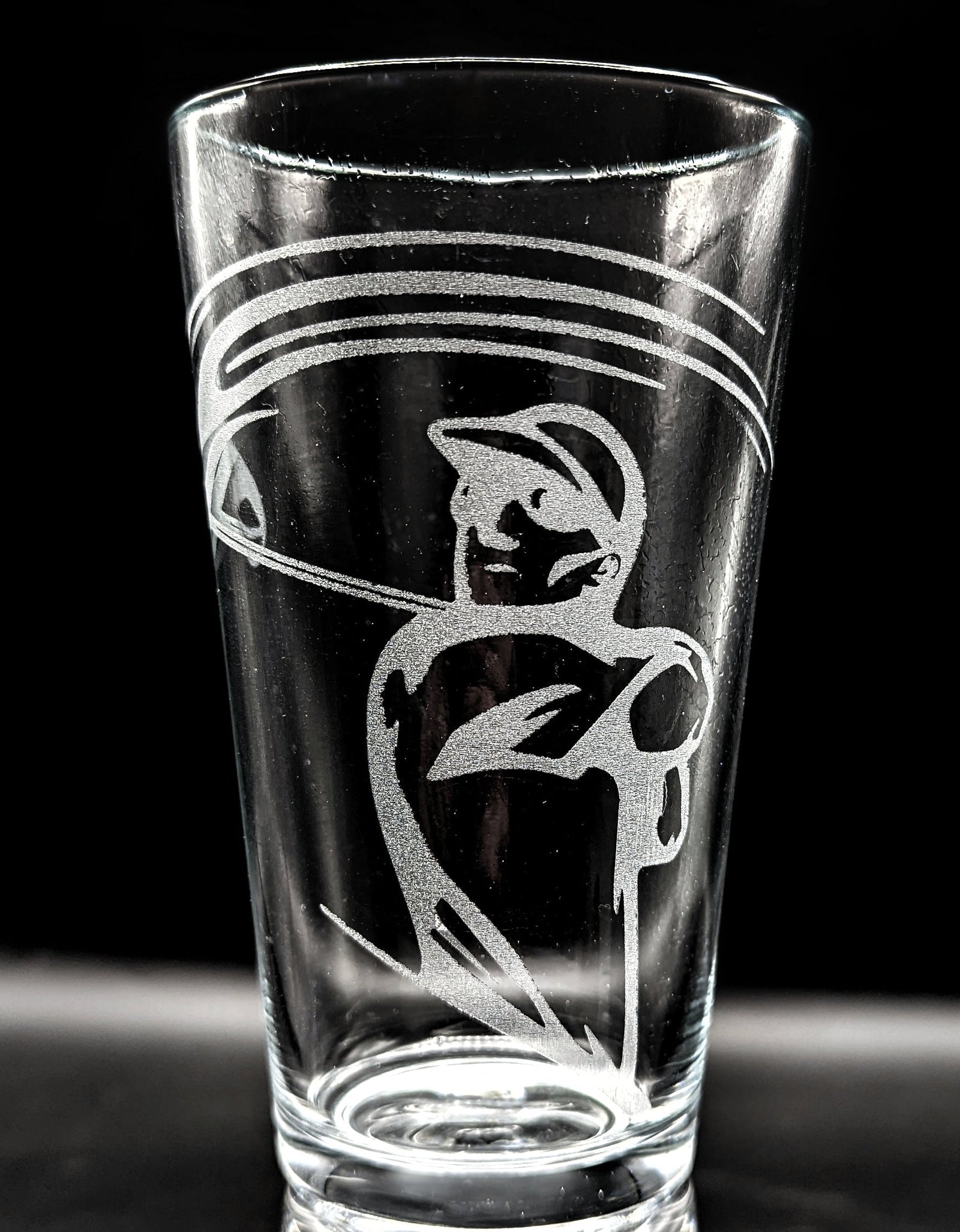 GOLF Pint Glasses by LumEngrave