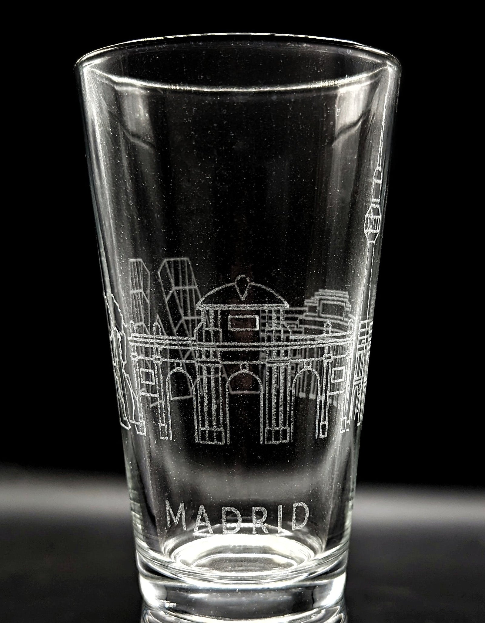 CITY SKYLINES Pint Glasses by LumEngrave