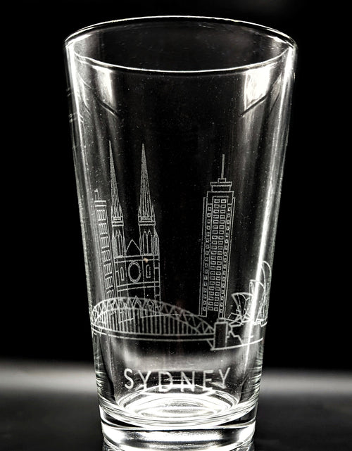 Load image into Gallery viewer, CITY SKYLINES Pint Glasses by LumEngrave
