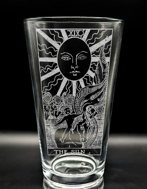 Load image into Gallery viewer, RIDER-WAITE TAROT CARD Pint Glasses by LumEngrave
