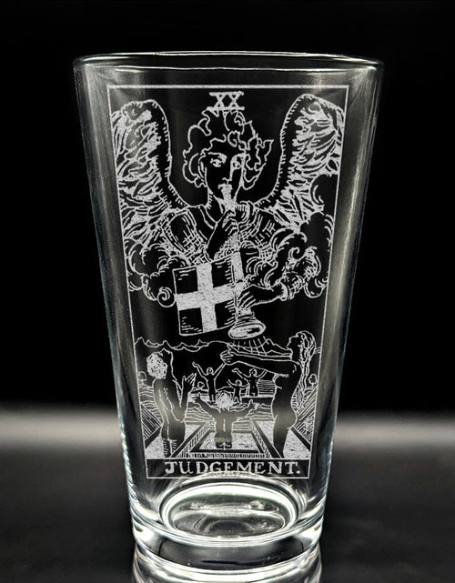 Load image into Gallery viewer, RIDER-WAITE TAROT CARD Pint Glasses by LumEngrave
