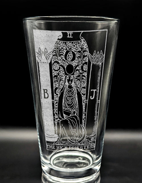 Load image into Gallery viewer, RIDER-WAITE TAROT CARD Pint Glasses by LumEngrave
