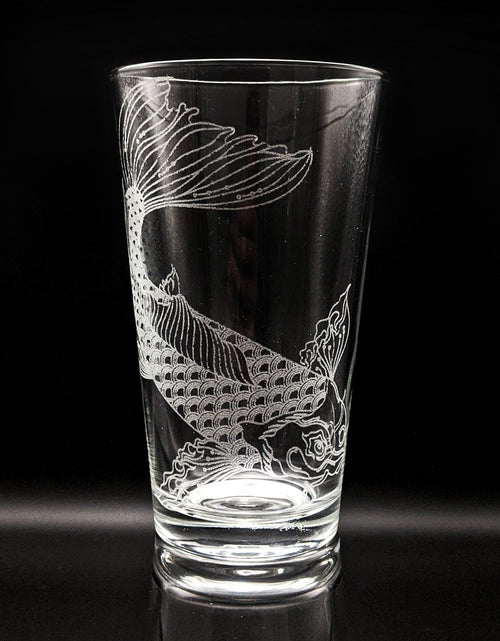 Load image into Gallery viewer, MYSTIC ANIMAL Pint Glasses by LumEngrave

