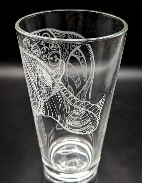 Load image into Gallery viewer, MYSTIC ANIMAL Pint Glasses by LumEngrave
