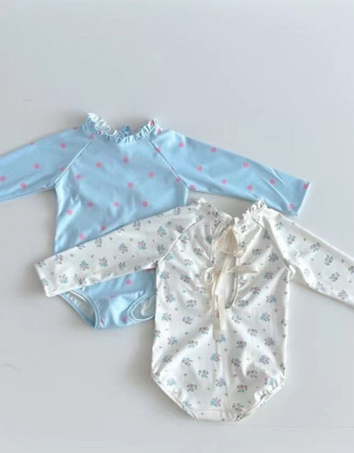 Load image into Gallery viewer, Baby Girl Ditsy Flower Pattern Long Sleeve Onesies With Hats by MyKids-USA™
