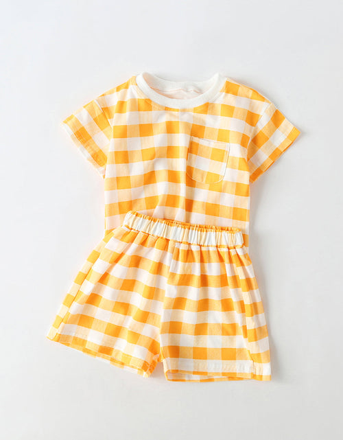 Load image into Gallery viewer, Baby 1pcs Plaid &amp; Heart Pattern Tee Combo Shorts Simply Style Sets by MyKids-USA™
