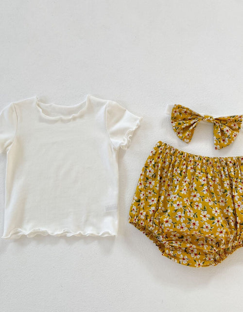 Load image into Gallery viewer, Baby Girl Solid Color Wooden Ear Design T-Shirt Combo Floral Shorts 2-Pieces Sets by MyKids-USA™
