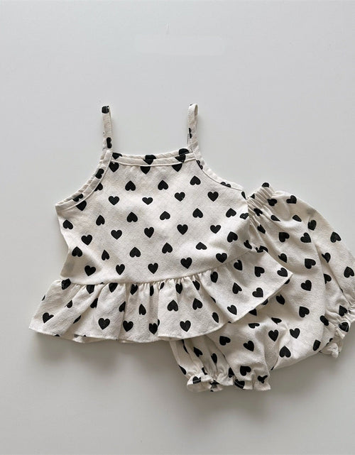 Load image into Gallery viewer, Baby Girl Heart Pattern Sling Tops With Shoers Sets by MyKids-USA™
