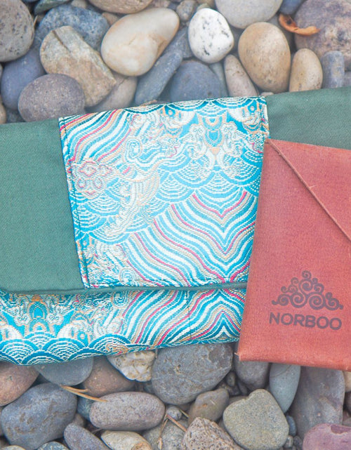 Load image into Gallery viewer, NORBOO | Wallet by Carry Courage
