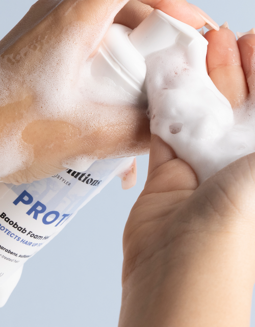 Load image into Gallery viewer, Baobab Foam Heat Protectant by InStyler
